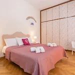 Lh Casa Dora 3*