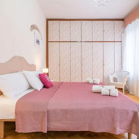 Lh Casa Dora
