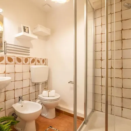 Lh Casa Dora