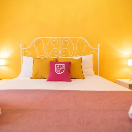 Lh Casa Dora Guest house *