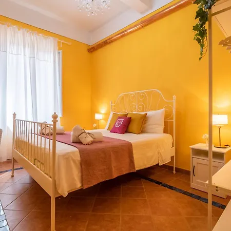 Penzion Lh Casa Dora 3*