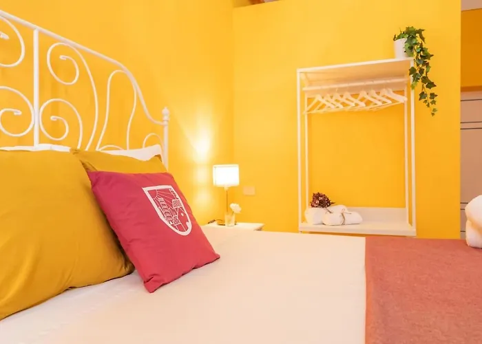 Lh Casa Dora 招待所 3*