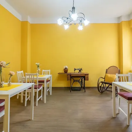 Lh Casa Dora Πανσιόν 3*